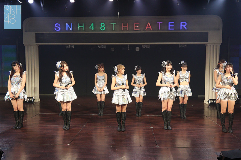 X队经典曲目全新演绎_SNH48X队出道三周年纪念公演季_Snh48夜蝶mv免费观看高清版