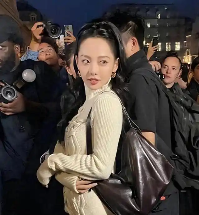 张嘉倪复出事件_年底黑料明星扎堆复出,_娱乐圈复出的明星